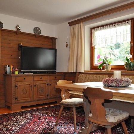 Ferienwohnung Pezzei Schlitters Ngoại thất bức ảnh