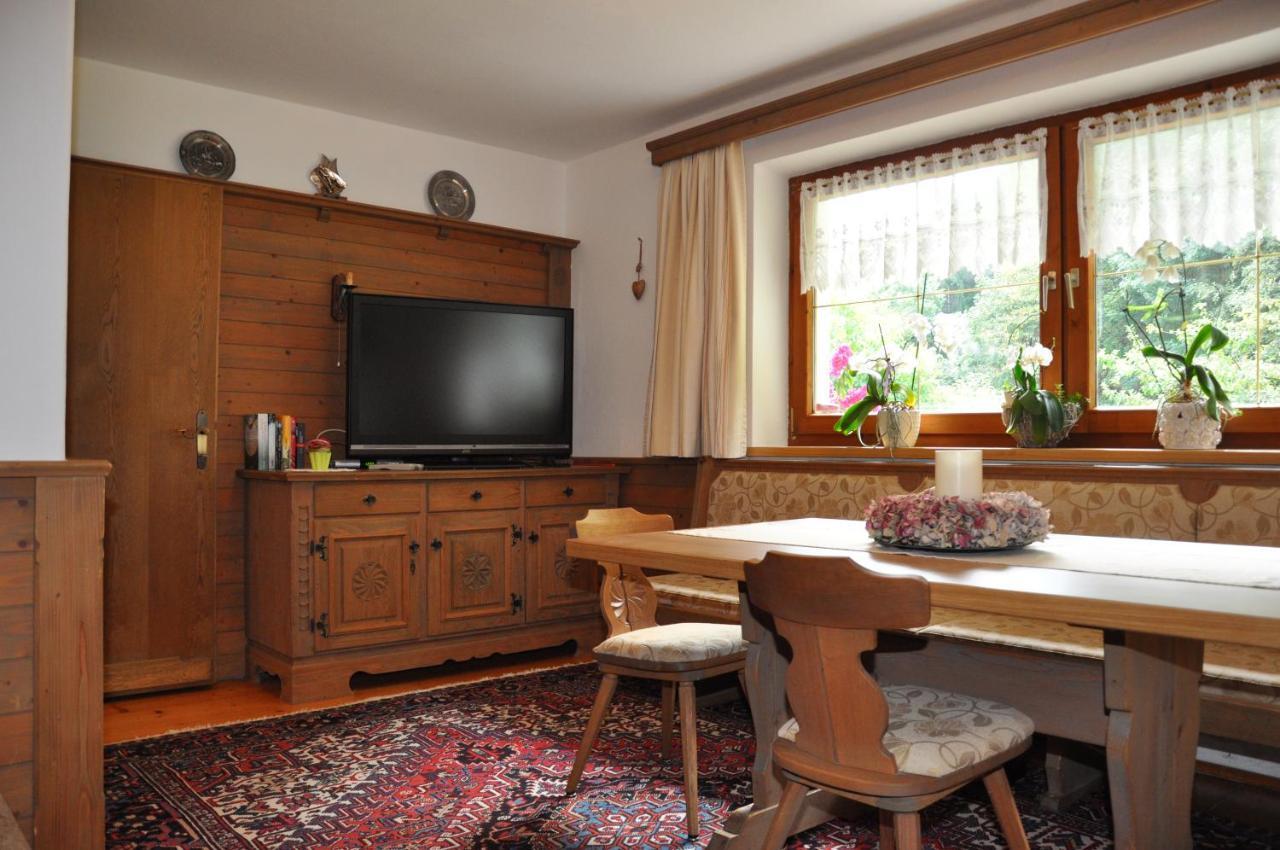 Ferienwohnung Pezzei Schlitters Ngoại thất bức ảnh